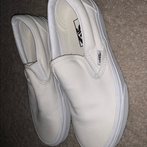 White vans - Picture 3 of 3